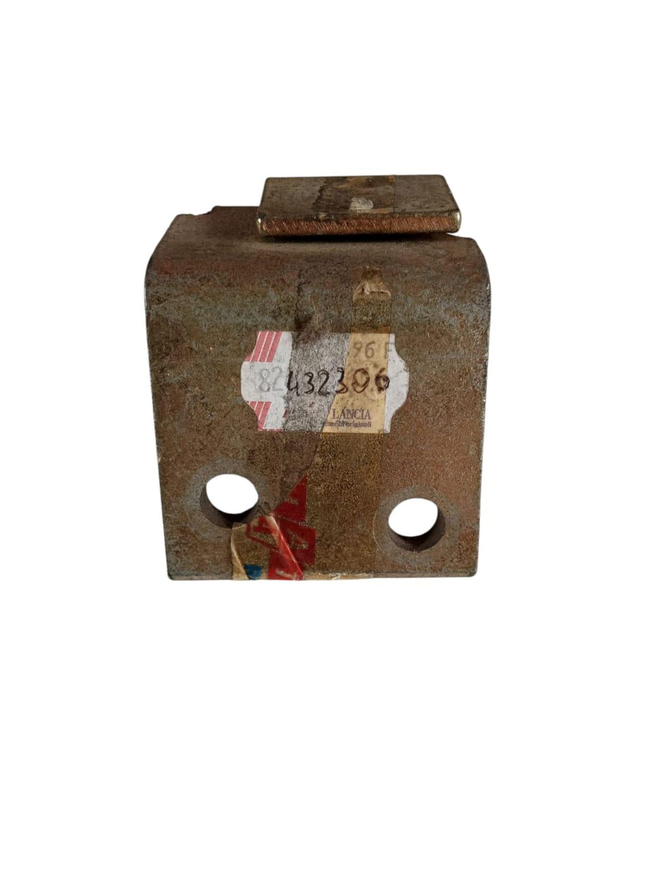 Cerniera Portiera Anteriore Sinistra LANCIA Delta HF Integrale (88>93)