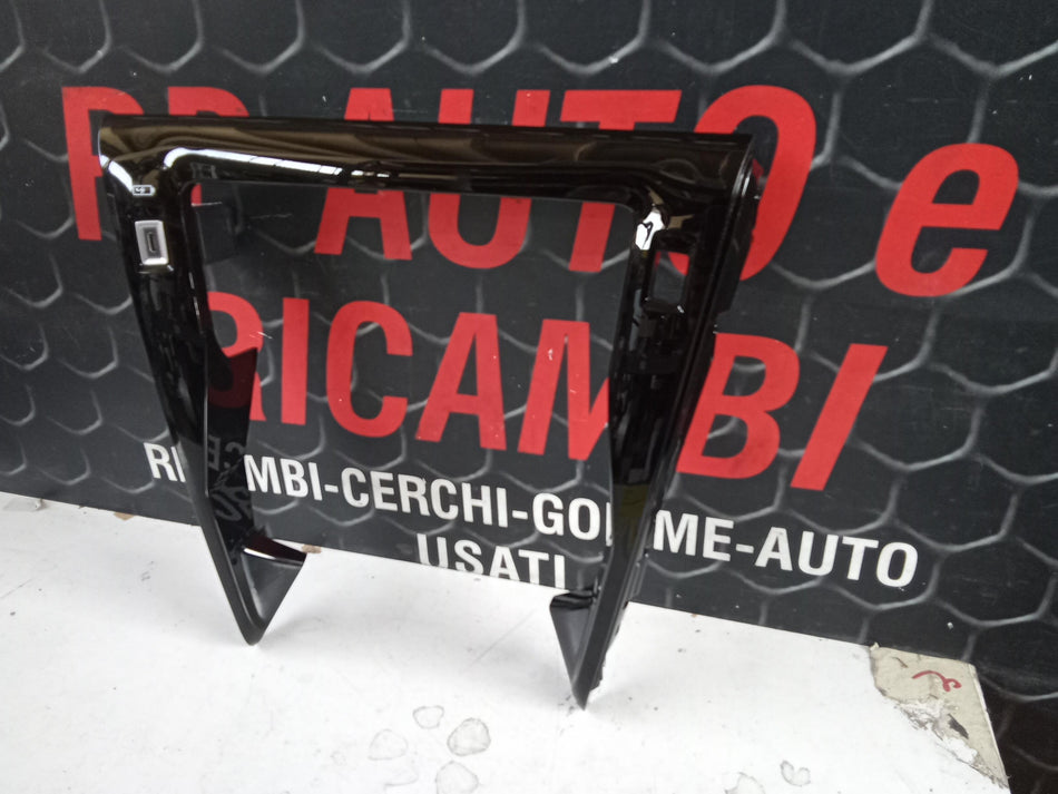 Modanatura Centrale Cruscotto PEUGEOT 2008 Serie (19>)