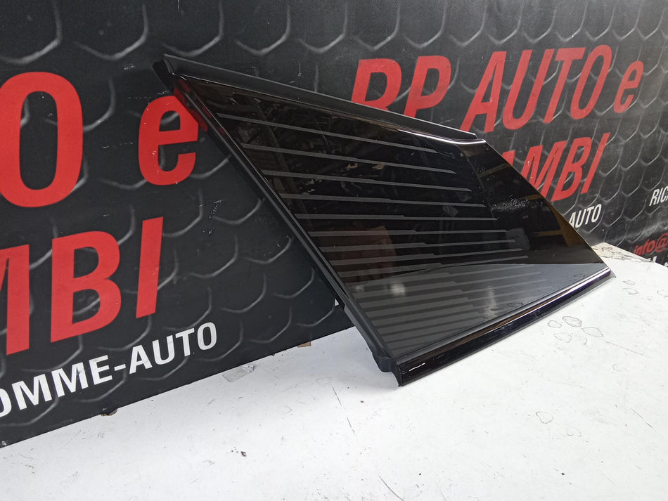 Modanatura parafango post SX PEUGEOT 2008 Serie (19>)