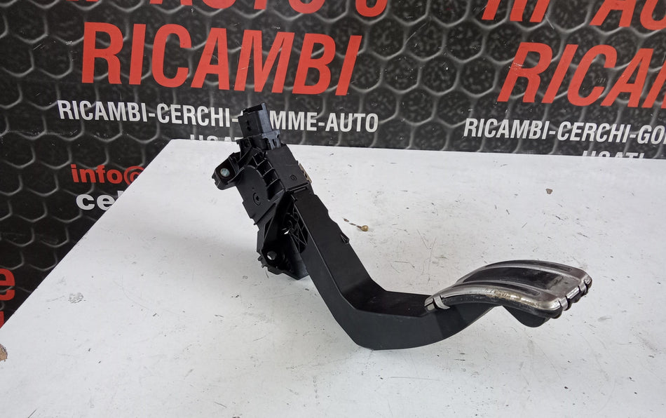 Pedale acceleratore PEUGEOT 2008 Serie (19>)