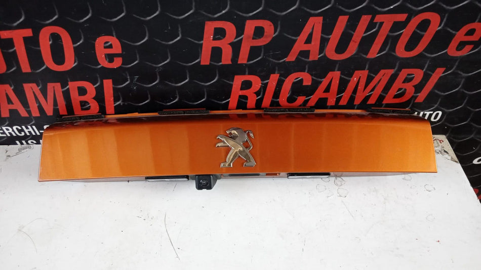 Modanatura portellone post. PEUGEOT 2008 Serie (19>)