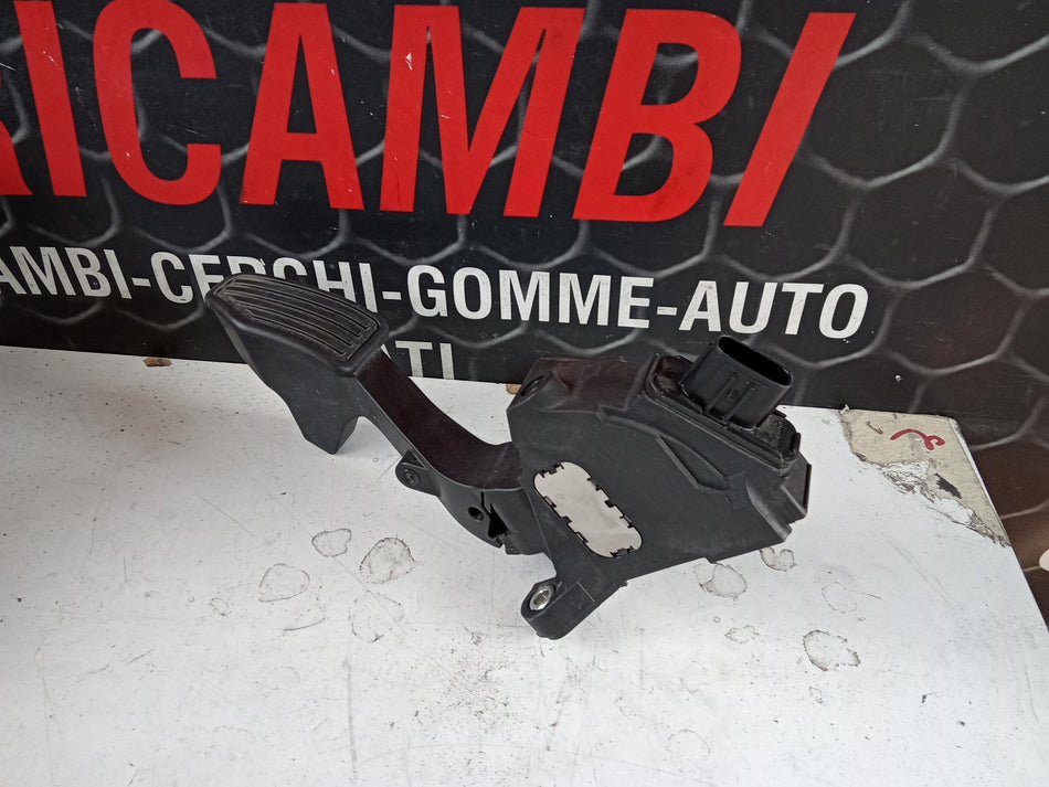 Pedale acceleratore TOYOTA Yaris Serie (17>20)