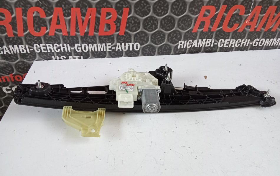 Motorino Alzavetro anteriore destra RENAULT Captur Serie (19>)