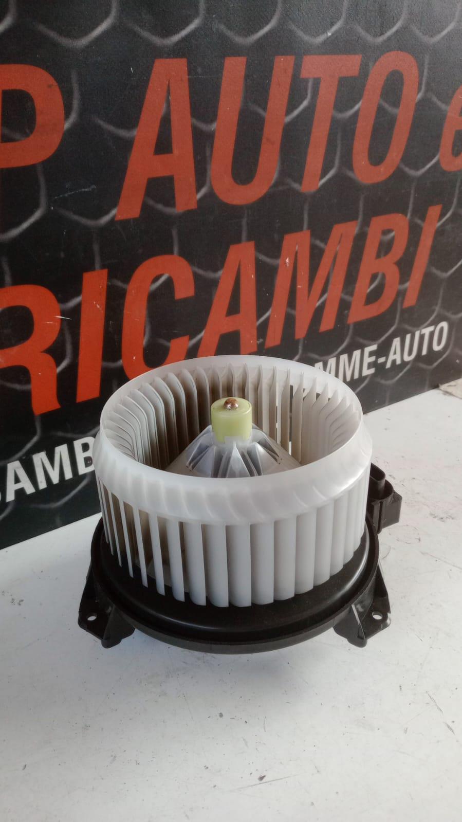 Ventola riscaldamento TOYOTA Yaris Serie (17>20)