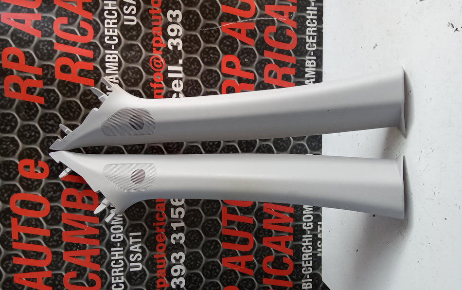 Rivestimento montante anteriore SX e DX RENAULT Captur Serie (19>)