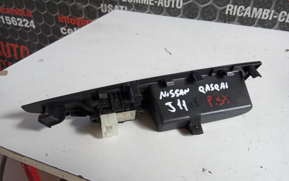 Pulsantiera Posteriore Sinistra NISSAN Qashqai Serie