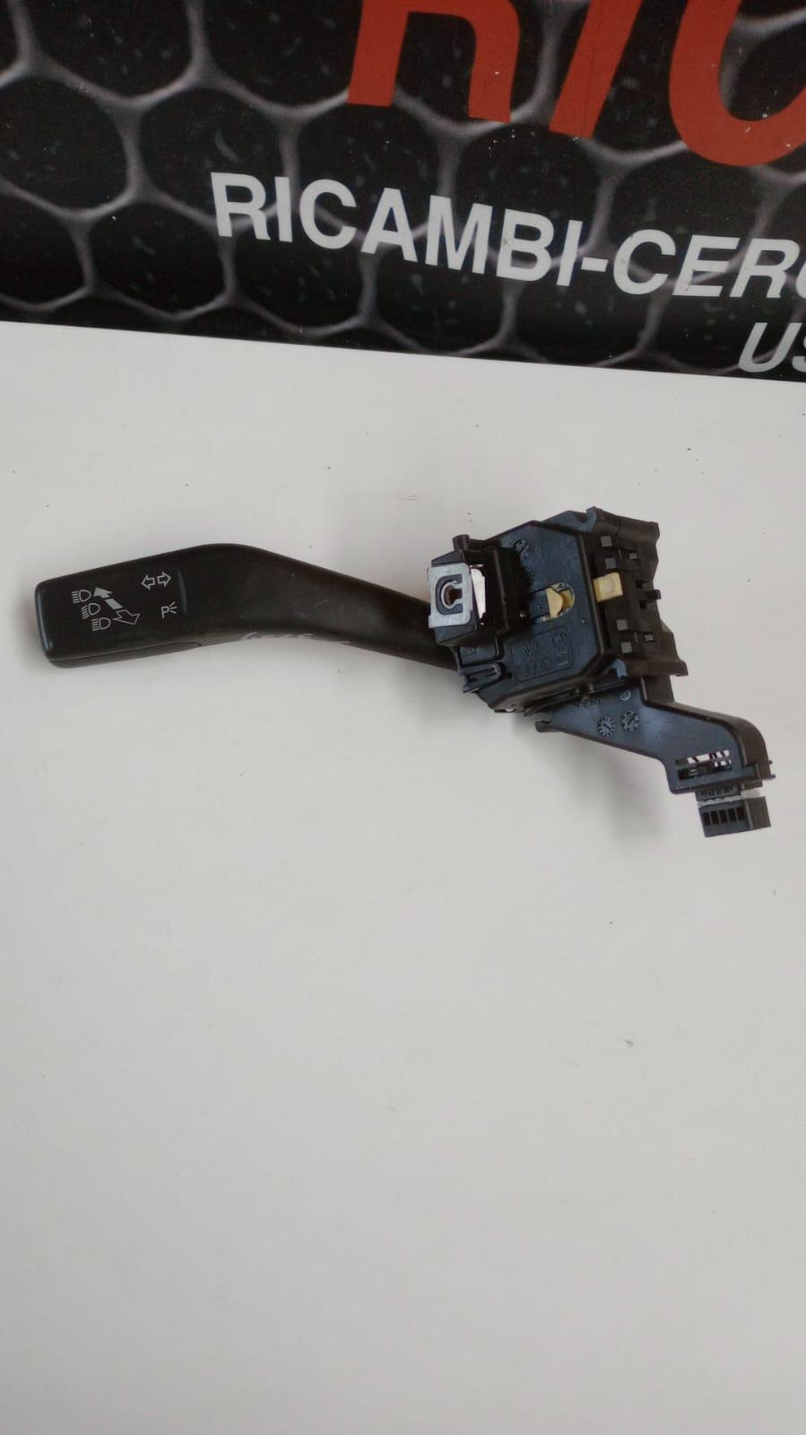 Leva comando luci VOLKSWAGEN Golf 6 Berlina (08>12)