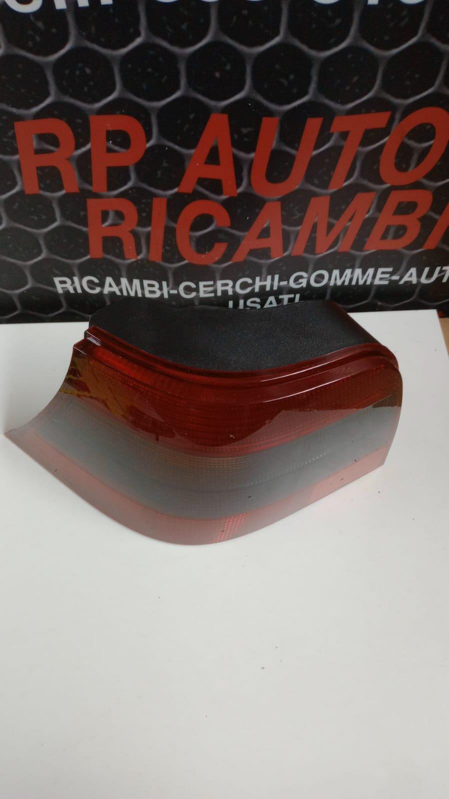 Stop fanale posteriore Destro VOLKSWAGEN Golf 4 Berlina (97>03)