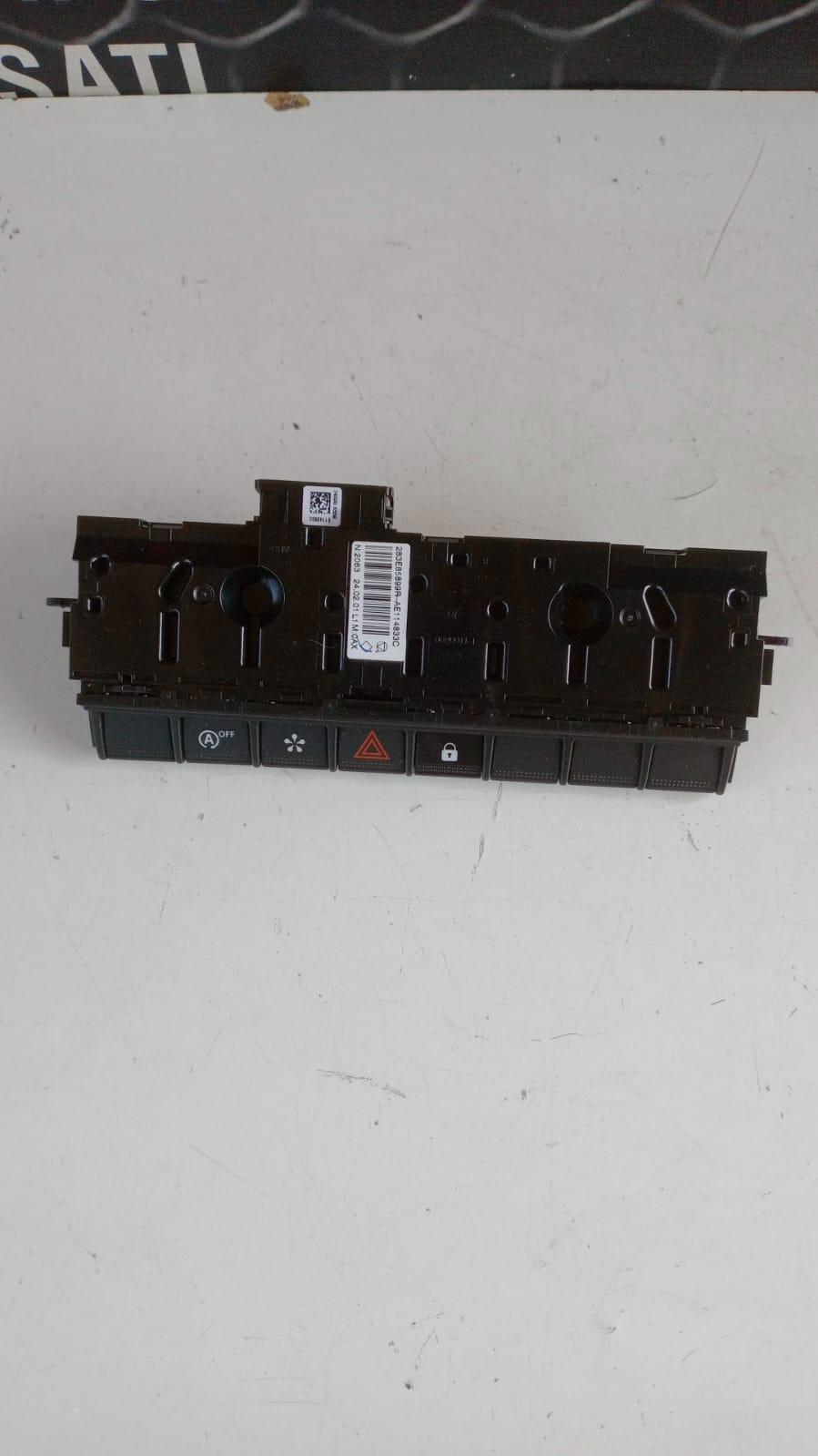 Pulsante Quattro 4 frecce RENAULT Captur Serie (19>)