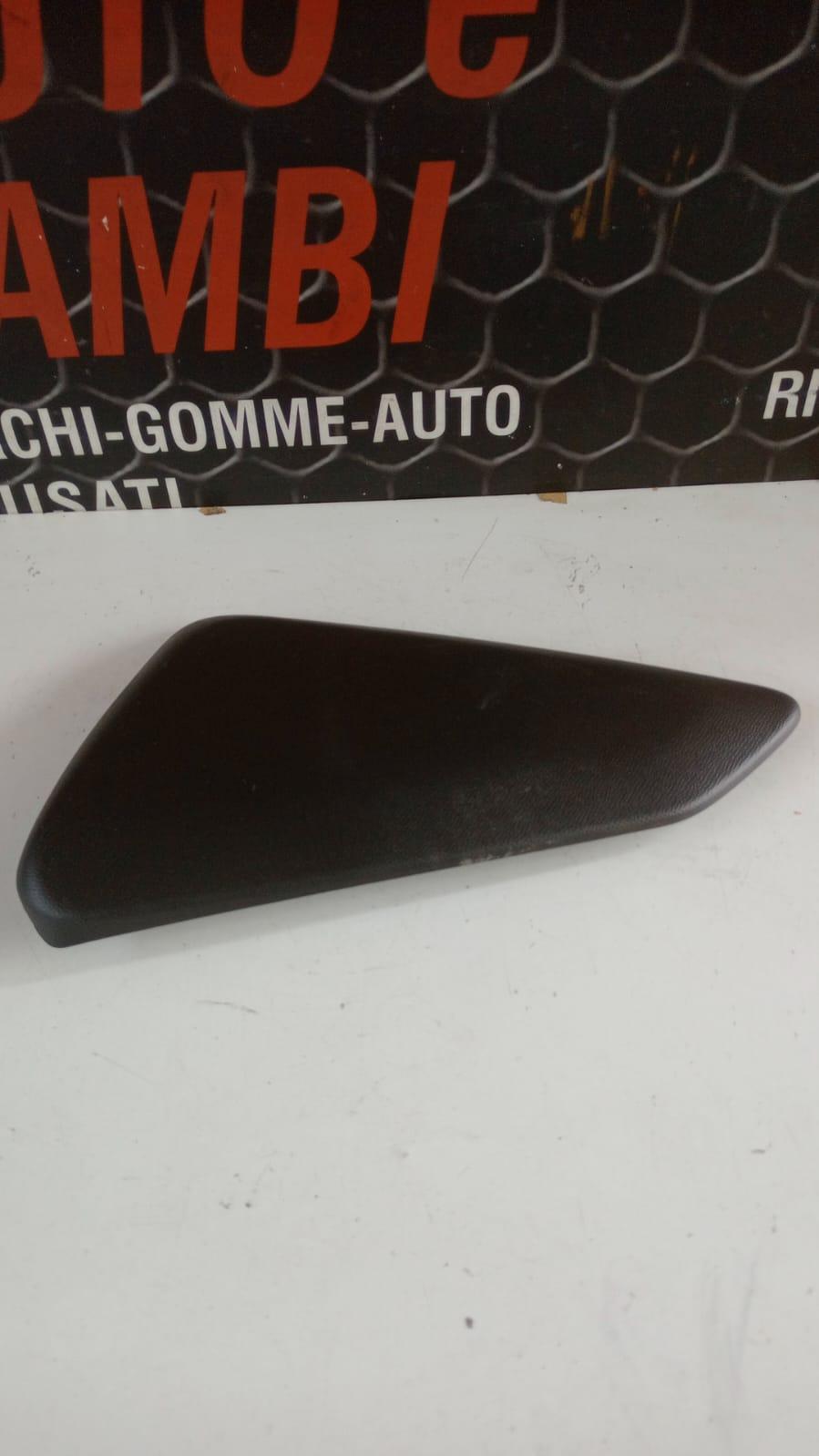 Modanatura console tunnel centrale PEUGEOT 208 Serie (12>19)