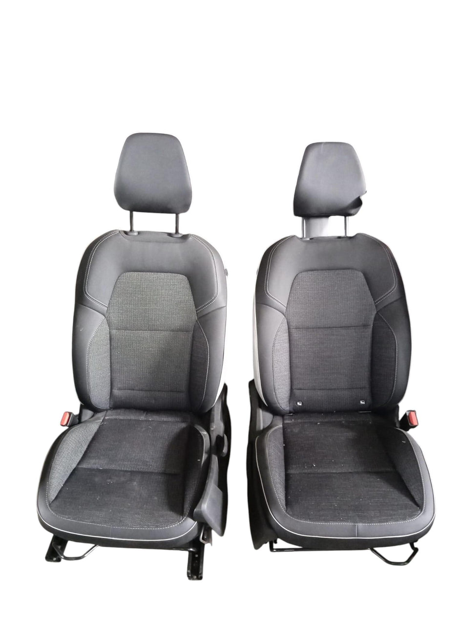 Sedili RENAULT Captur Serie (19>)