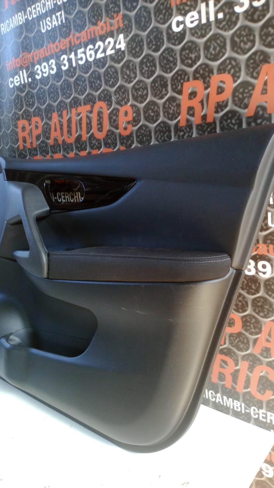Pannello interno portiera ant DX NISSAN Qashqai Serie