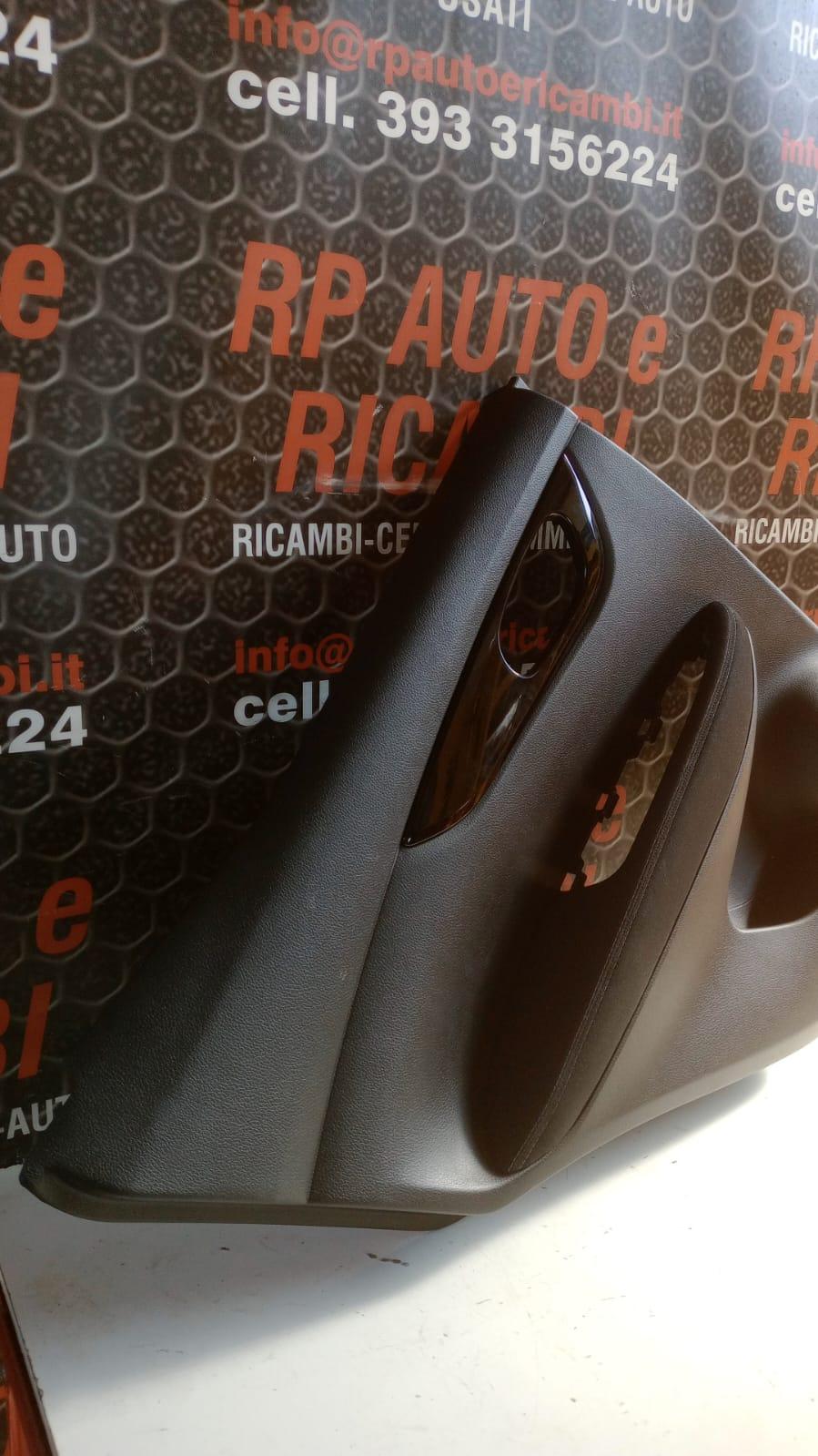 Pannello interno portiera post dx NISSAN Qashqai Serie