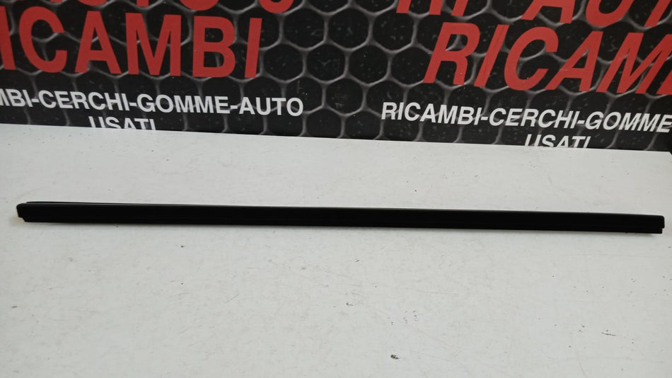 Profilato in Gomma Ricambi Generici Marche varie serie