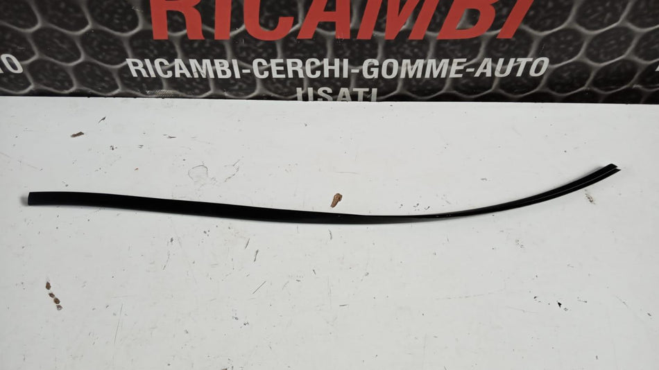 Guarnizione Abbellimento ALFA ROMEO 147 Serie (937_) (05>10)