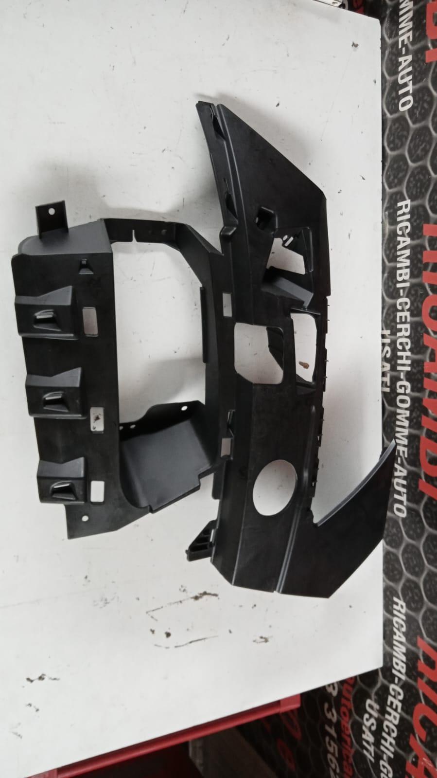 Staffa paraurti anteriore LANCIA Delta 4° Serie