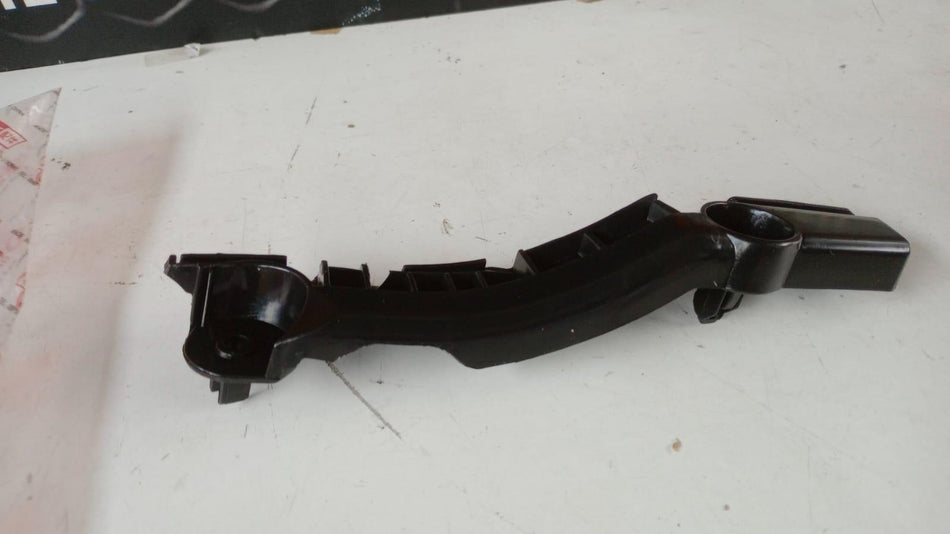 Supporto paraurti anteriore GREAT WALL MOTOR Steed 5 Serie (12>)