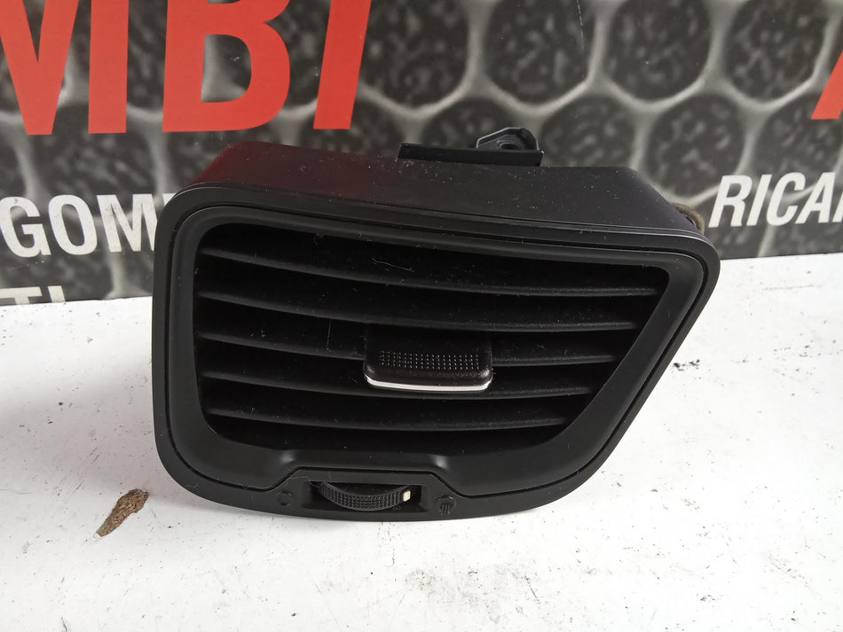 Bocchetta aria cruscotto SX KIA Rio 4° Serie
