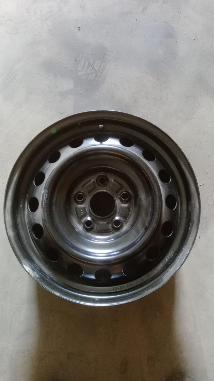 cerchio in ferro TOYOTA Auris Serie (E180) (12>18)