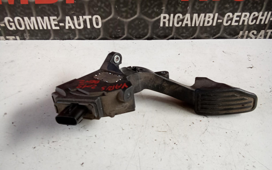 Pedale acceleratore TOYOTA Yaris Serie (17>20)