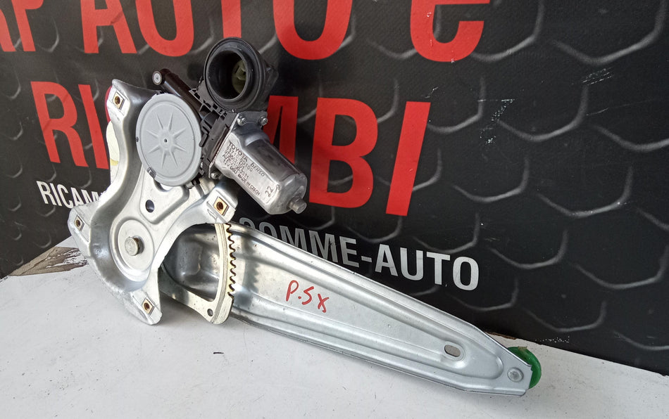 Alzacristallo elettrico post. SX TOYOTA Yaris Serie (17>20)