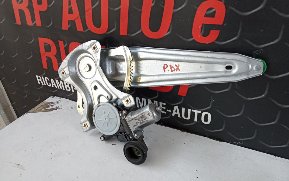 Meccanismo alzavetro Post. DX TOYOTA Yaris Serie (17>20)
