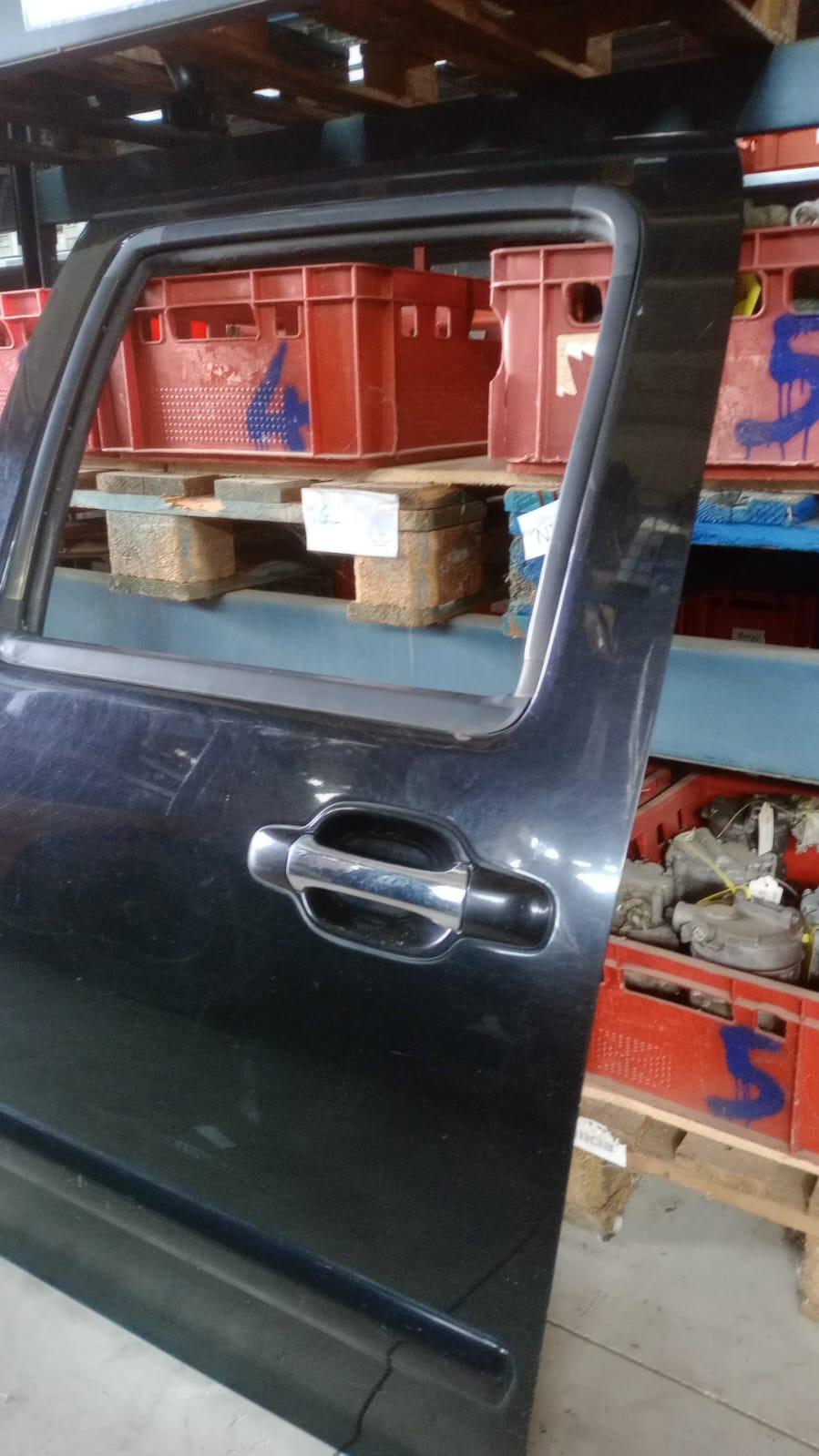 Portiera Posteriore Sinistra ISUZU D-MAX Serie Pick-Up (TFR, TFS) (02>12)