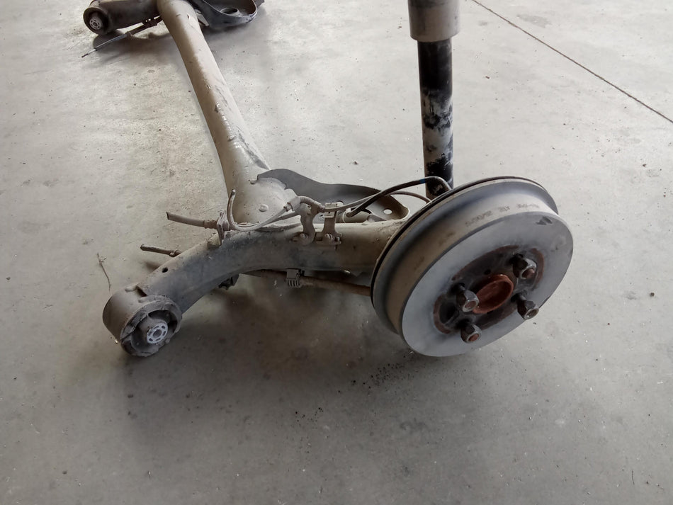 Assale posteriore TOYOTA Yaris Serie (17>20)