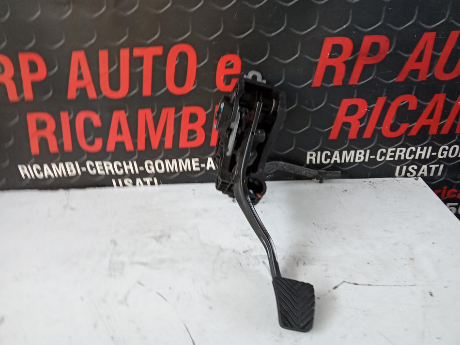 Pedale frizione KIA CEED Sportwagon Serie (CD) (18>)