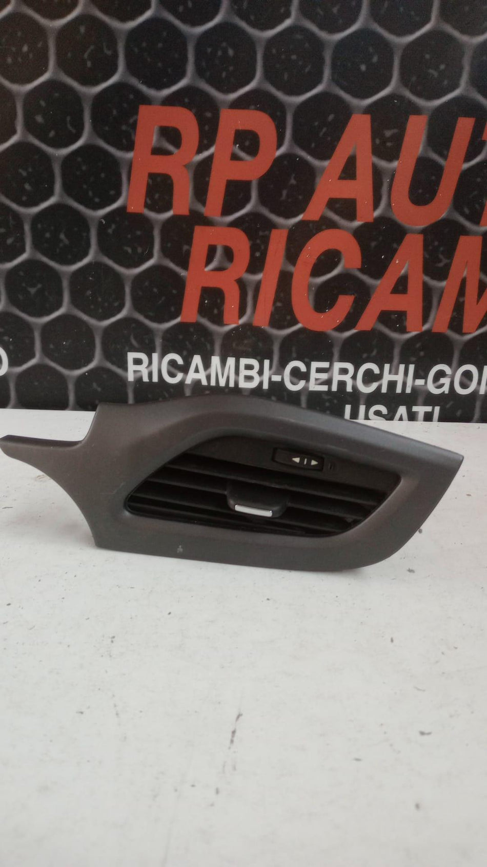 Bocchetta aria cruscotto SX OPEL Corsa E 3° Serie