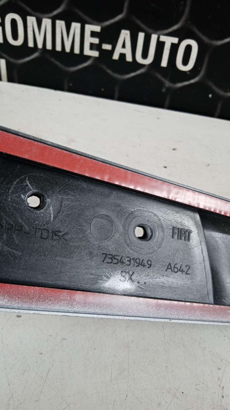Modanatura parafango post SX FIAT 500 Serie (07>14)