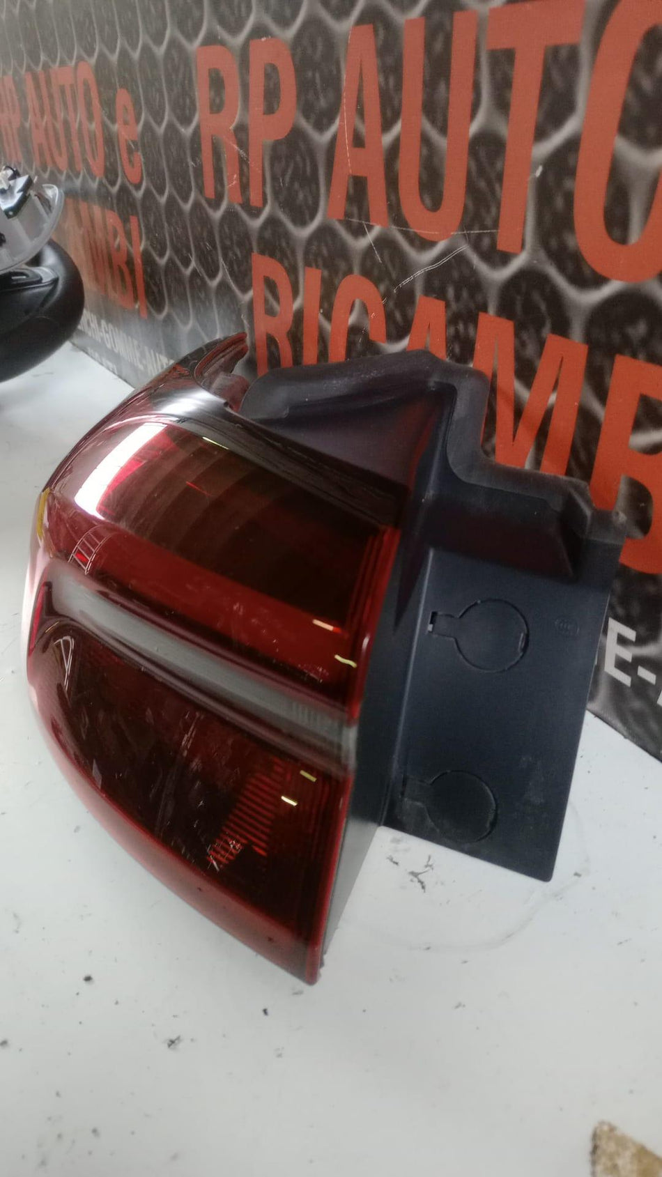 Stop fanale Posteriore Sinistro DR 6.0 Serie (22>)