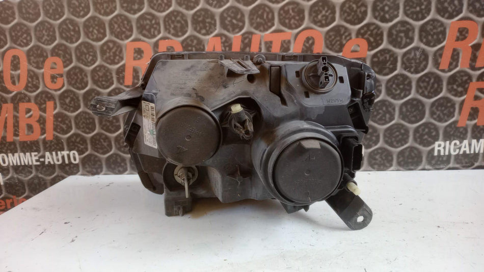 Faro anteriore Destro DACIA Duster 1° Serie