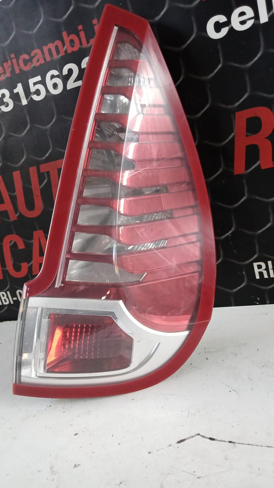 Stop fanale posteriore Destro RENAULT Scenic Serie (09>16)
