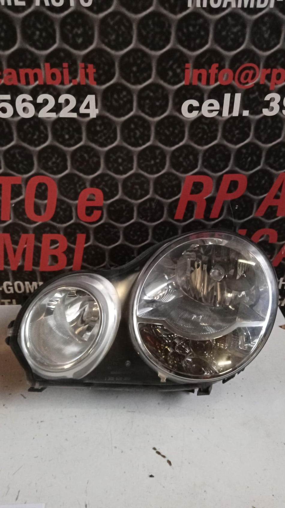 Faro Anteriore Sinistro VOLKSWAGEN Polo 4° Serie