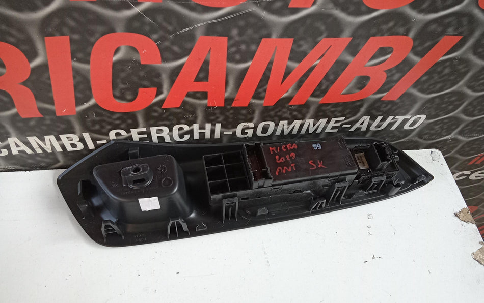 Pulsantiera Anteriore Sinistra NISSAN Micra Serie