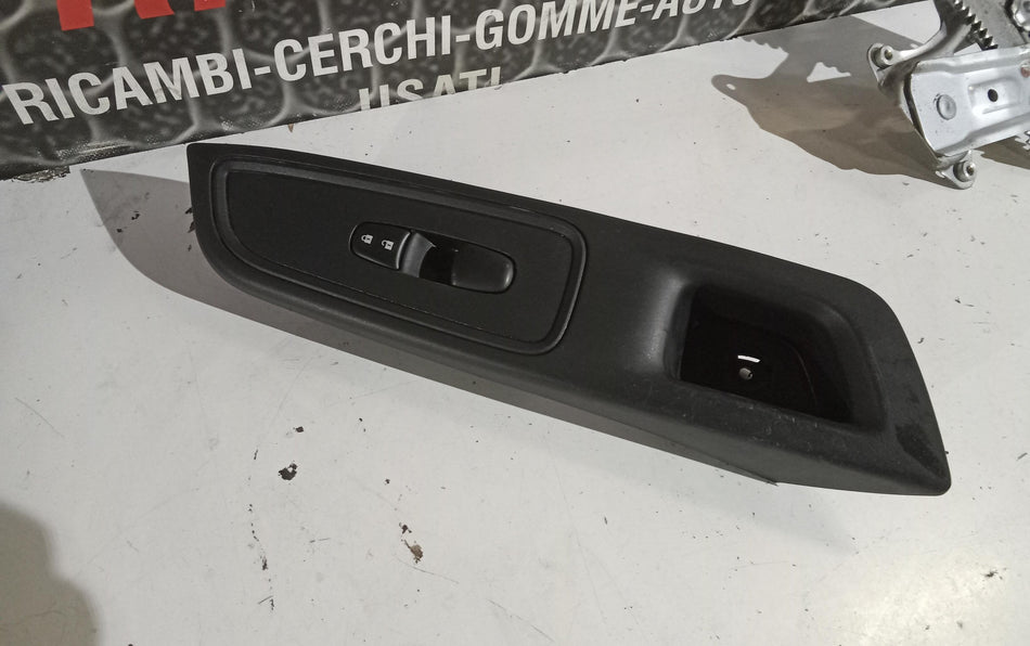 Pulsantiera Anteriore Destra NISSAN Micra Serie