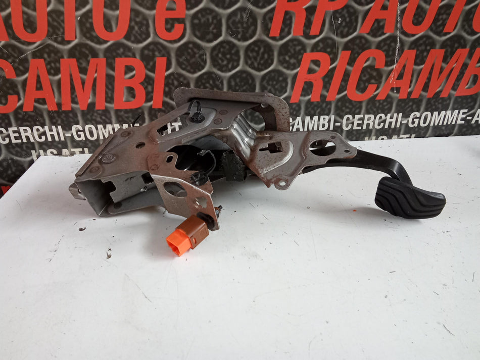 Pedale Freno NISSAN Micra Serie (K14) (17>)
