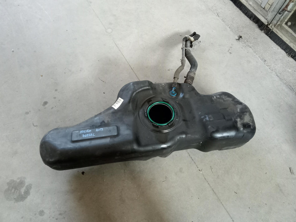 Serbatoio carburante NISSAN Micra Serie (K14) (17>)