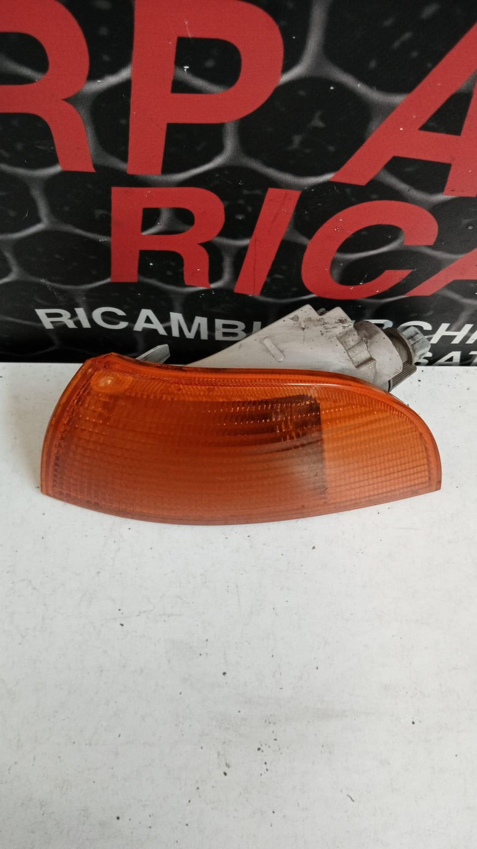 Freccia fanalino ant sx FIAT Punto Berlina 5P