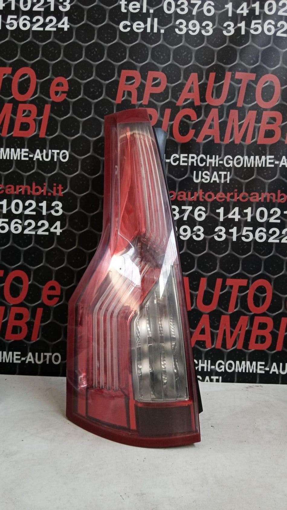 Stop fanale Posteriore Sinistro CITROEN C4 Grand Picasso (06>13)