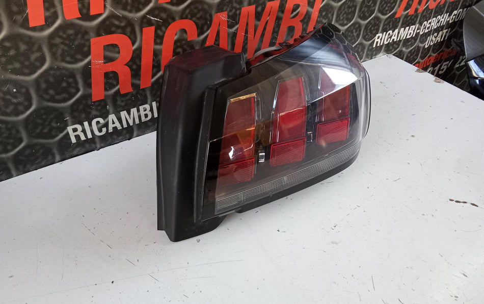 Stop fanale posteriore Destro PEUGEOT 208 Serie (19>)