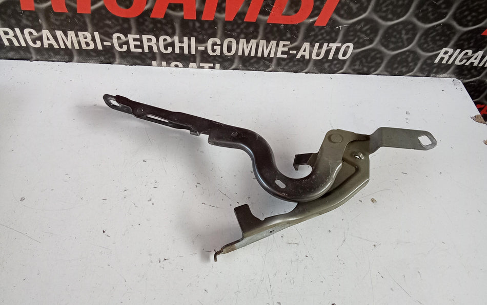 Cerniera cofano anteriore SX PEUGEOT 208 Serie (19>)