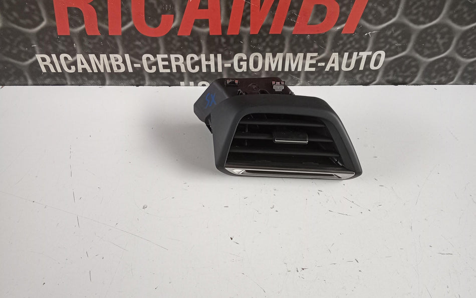 Bocchetta aria cruscotto SX PEUGEOT 208 Serie (19>)