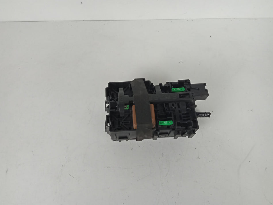 Scatola porta fusibili PEUGEOT 208 Serie (19>)