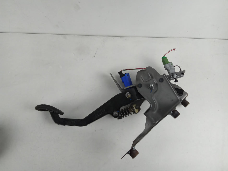 Pedale frizione RENAULT Clio Serie IV (12>19)