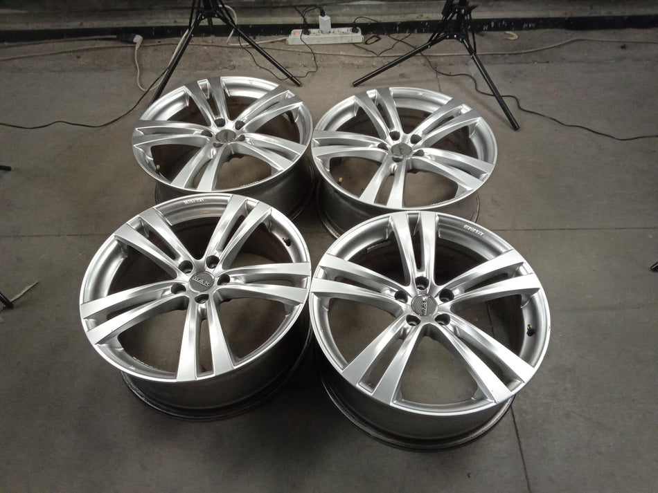 4 Cerchi in lega MERCEDES GLA Serie