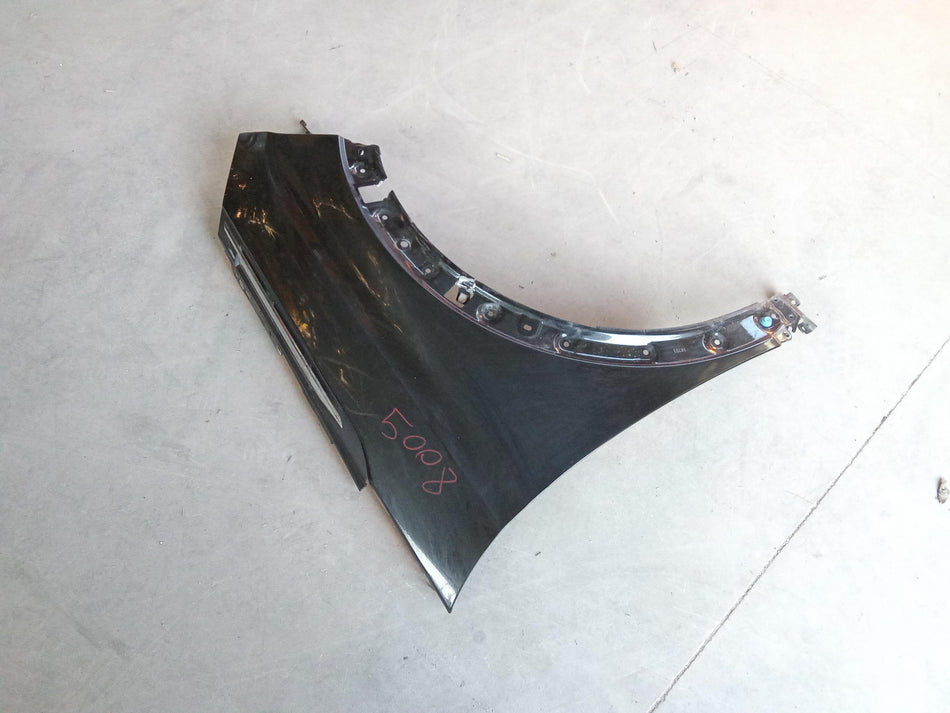 Parafango Anteriore Destro PEUGEOT 5008 (2017>)