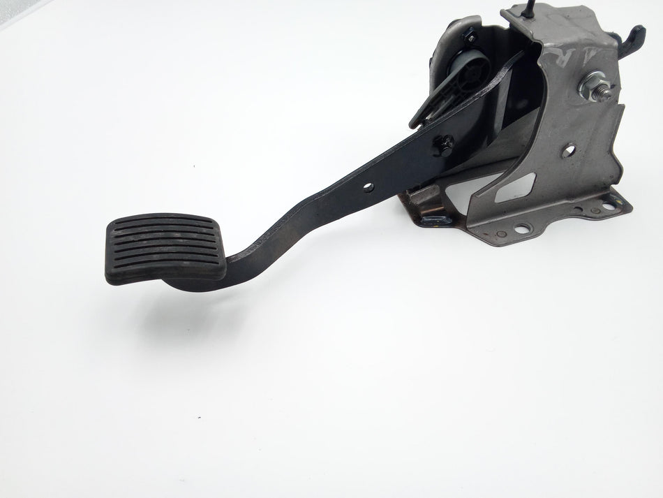 Pedale frizione KIA Picanto Serie (17>)