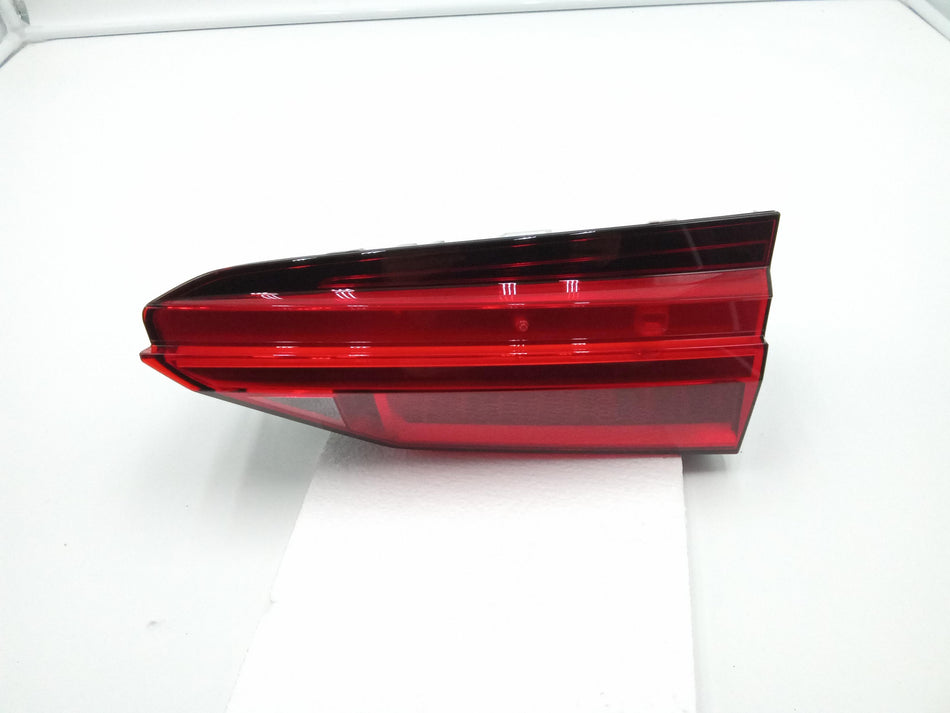 Fanale posteriore DX a LED  integrato nel portellone AUDI A6 Avant Serie C8 (4A5) (18>)